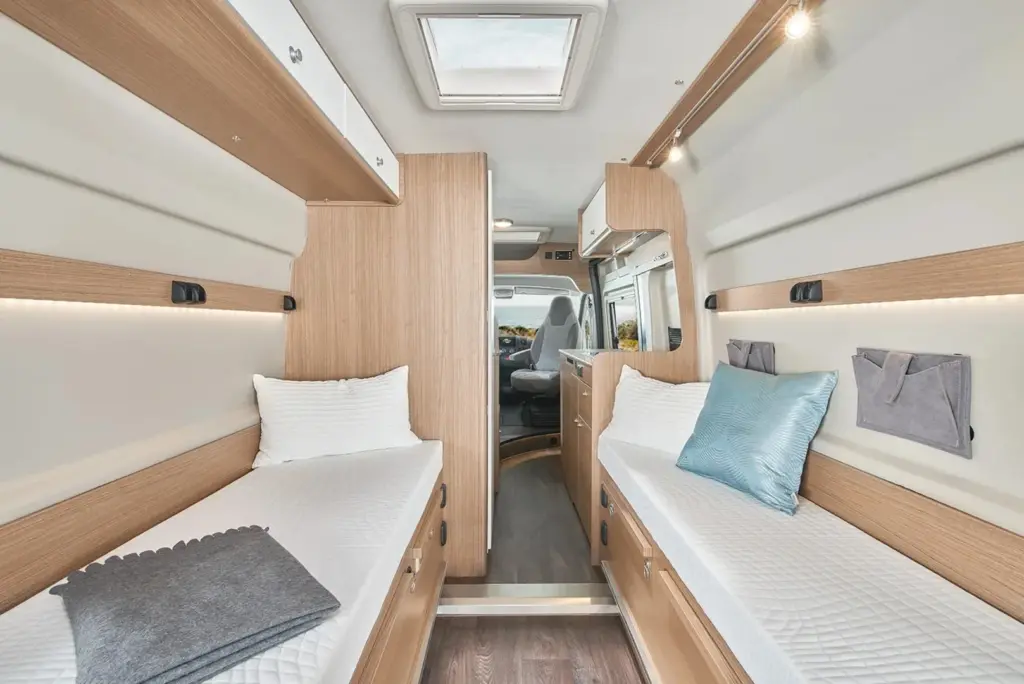 Autocaravana Carado Vlow 601 de lloguer: interior