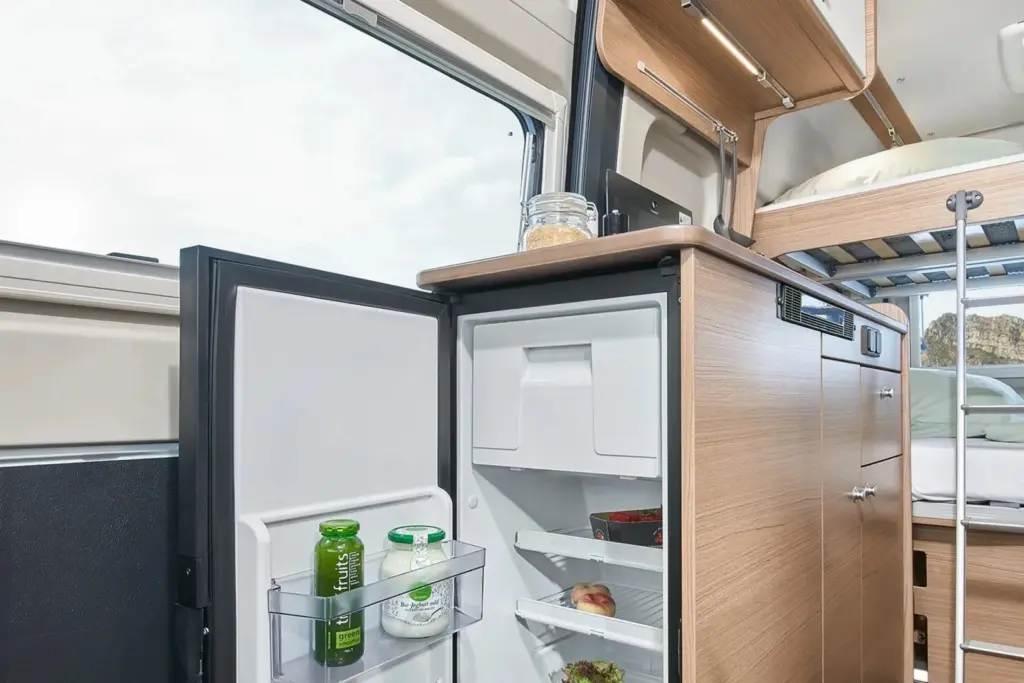 Autocaravana Carado Vlow 601 de lloguer: interior