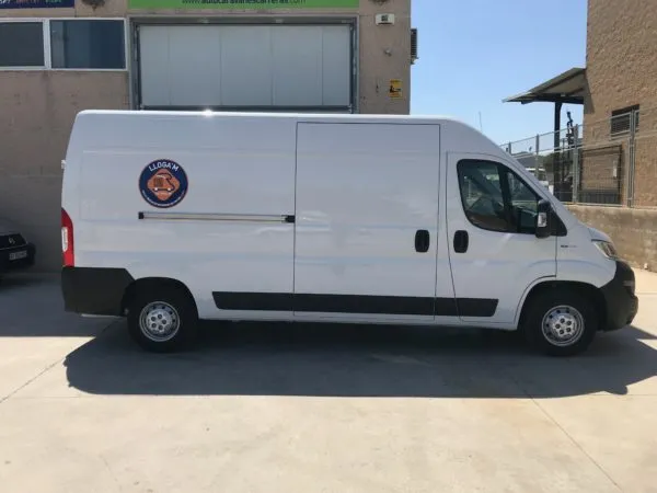 FURGONETA DE CARREGA FIAT DUCATO lateral dret