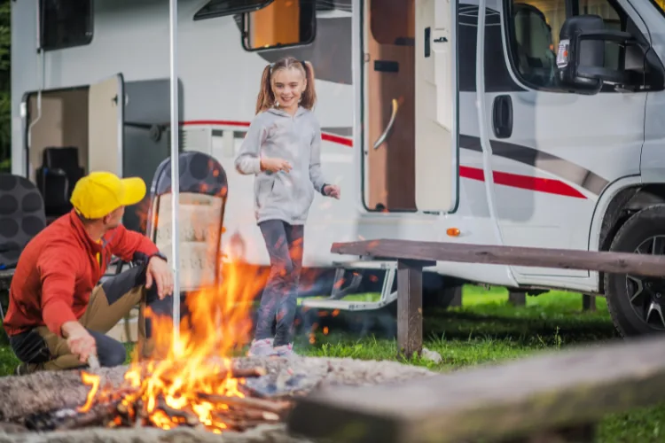 viajar en familia autocaravana pequena 4plazas