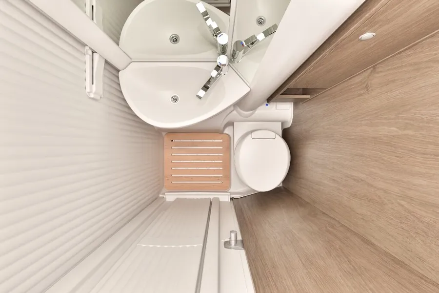 Autocaravana Carado V347 de alquiler: baño