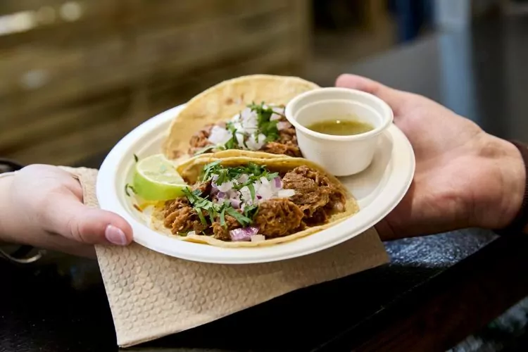 "Platillu" de Tacos en el B-Travel Barcelona 2024