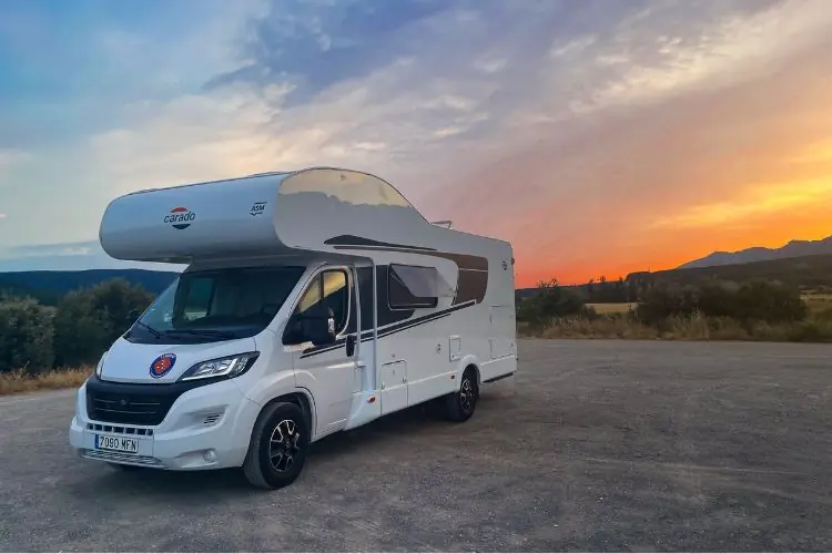 Alquiler de una autocaravana con @familiadebruixetes
